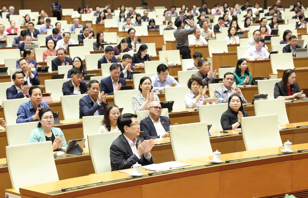 Delegater som deltar på morgenmøtet 10. desember. Foto: QUANG PHÚC