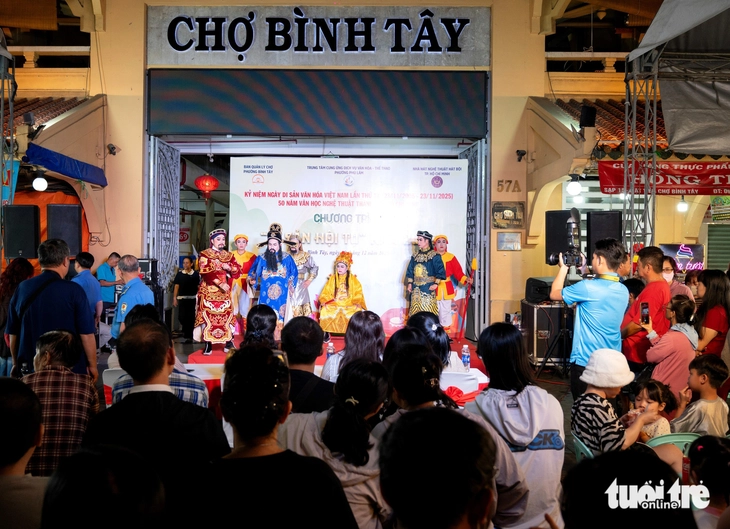 hát bội - Ảnh 1.