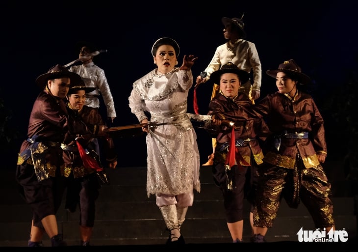 hát bội - Ảnh 3.