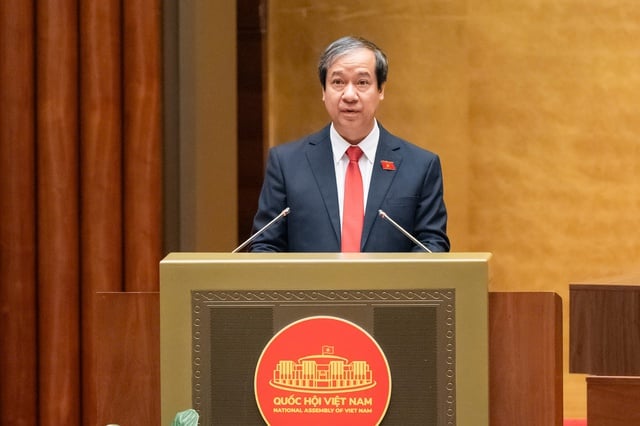 Thống nhất một bộ sách giáo khoa toàn quốc từ năm học 2026-2027, bỏ cấp bằng tốt nghiệp THCS- Ảnh 1.