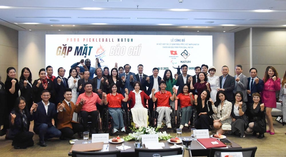 Prezentarea seriei Paranatuh Pickleball pentru persoanele cu dizabilități - fotografia 1