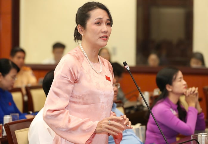 ប្រធាននាយកដ្ឋានសំណង់ទីក្រុងហូជីមិញ មានប្រសាសន៍យ៉ាងណាចំពោះឈ្មួញកណ្តាលលំនៅឋានសង្គមដែលហក់ឡើងតាម TikTok និង Facebook? - រូបភាព ១.