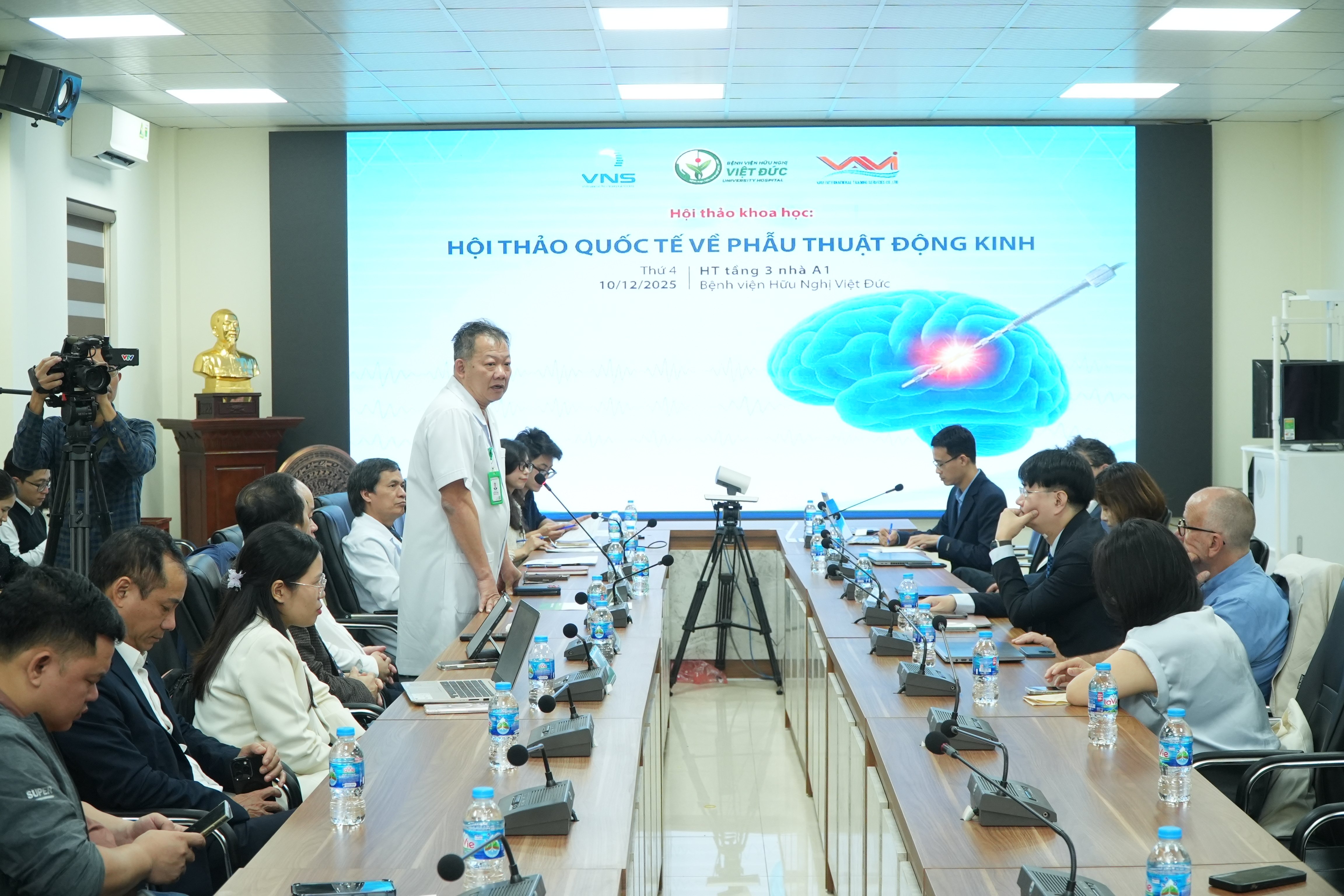 Kỹ thuật mổ mới giúp hàng trăm nghìn người bị động kinh kháng thuốc nâng chất lượng sống- Ảnh 1.