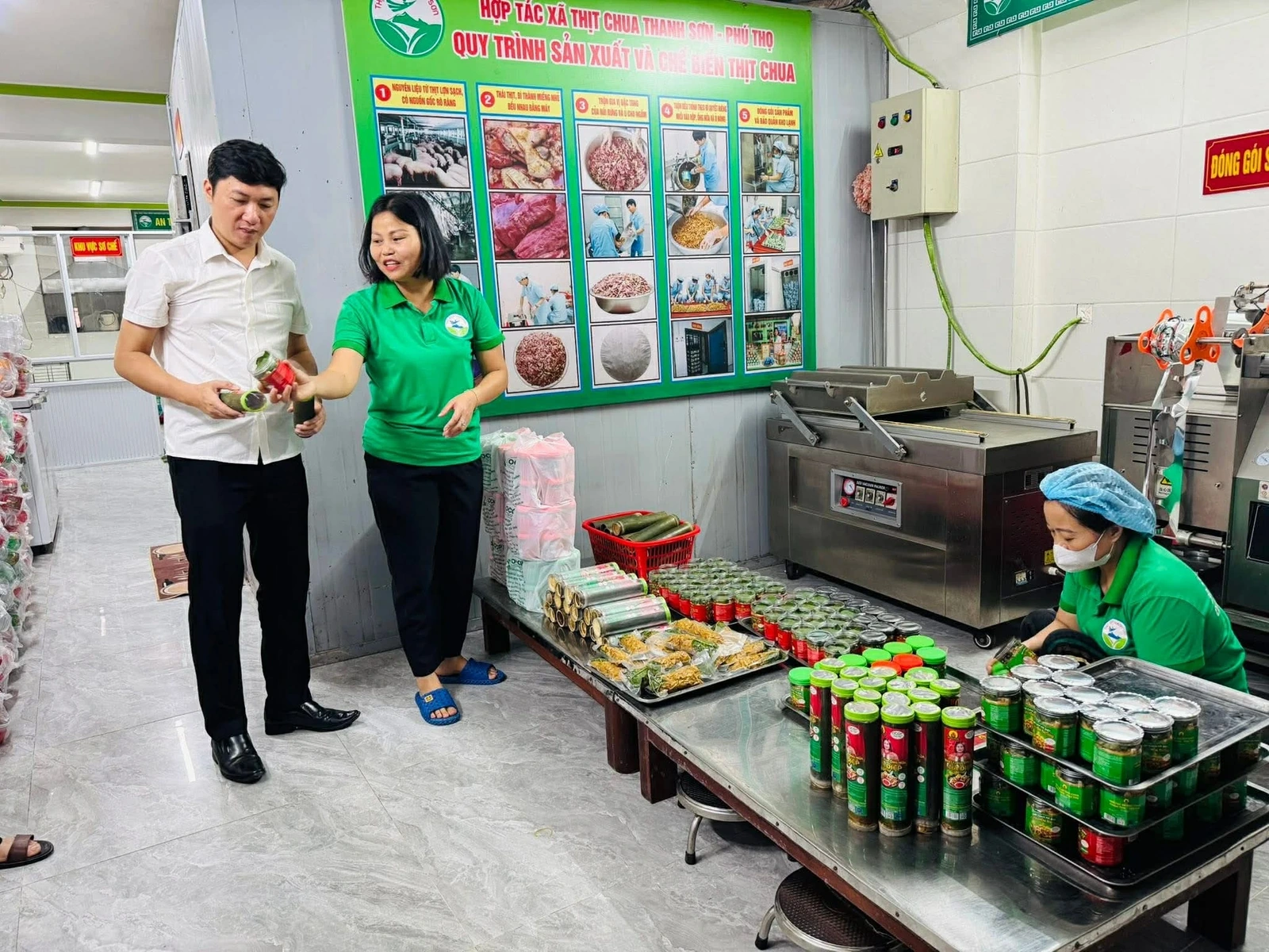 ការបង្កើតខ្សែសង្វាក់ផ្គត់ផ្គង់ប្រកបដោយនិរន្តរភាពត្រួសត្រាយផ្លូវសម្រាប់ផលិតផលកសិកម្មពីដីដូនតាដើម្បីឈានទៅដល់ទីផ្សារបន្ថែមទៀត។