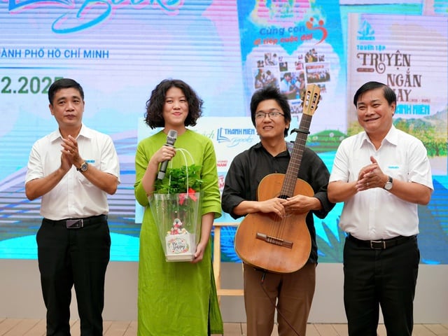 'Cô gái hát nhạc Trịnh' Hoàng Trang chia sẻ tin vui - Ảnh 1.