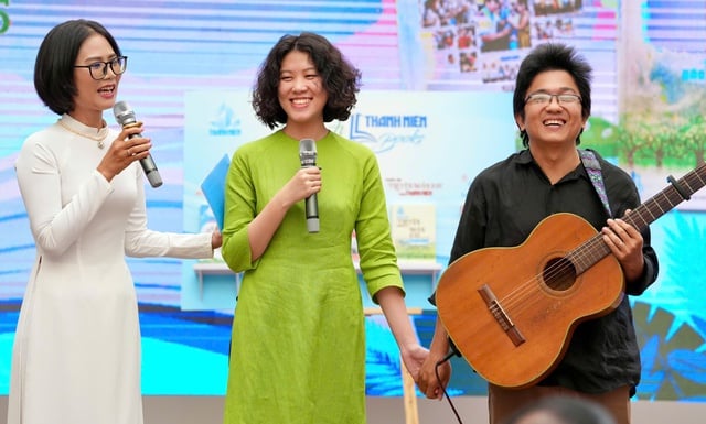 'Cô gái hát nhạc Trịnh' Hoàng Trang chia sẻ tin vui - Ảnh 3.