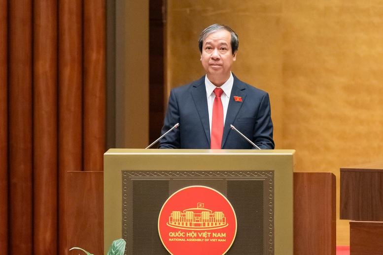 ការលុបចោលសញ្ញាបត្រមធ្យមសិក្សាទុតិយភូមិ ការបង្រួបបង្រួមសៀវភៅសិក្សាសម្រាប់ការប្រើប្រាស់ទូទៅចាប់ពីឆ្នាំ ២០២៦ - រូបភាព ១. Bỏ bằng tốt nghiệp THCS, thống nhất bộ sách giáo khoa dùng chung từ năm 2026- Ảnh 1.