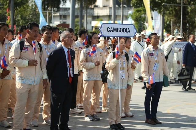 ລັດຖະມົນຕີໄທກ່າວກ່ຽວກັບກຳປູເຈຍຖອນຕົວອອກຈາກຊີເກມຄັ້ງທີ 33: 'ເຂົາເຈົ້າມີສິດ, ພວກເຮົາບໍ່ໄດ້ຮັບຜົນກະທົບ' - ຮູບທີ 1. Bộ trưởng Thái Lan phát ngôn vụ Campuchia rút khỏi SEA Games 33: ‘Họ có quyền, chúng tôi không bị ảnh hưởng’- Ảnh 1.