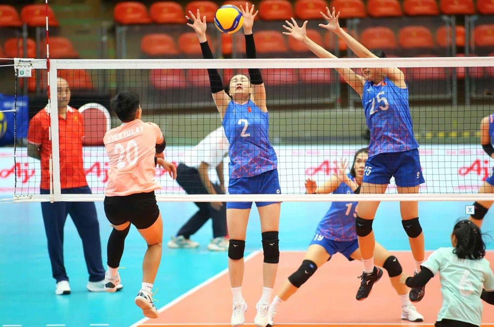 SEA Games 33, 10 Δεκεμβρίου: Οι ομάδες βόλεϊ και χάντμπολ γυναικών κερδίζουν εύκολα στους πρώτους αγώνες τους - φωτογραφία 1