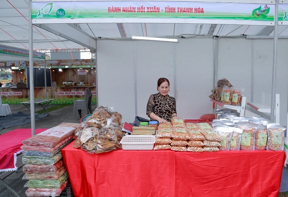 300 stánků je připraveno sloužit veřejnosti na konferenci Thanh Hoa Supply-Demand Connection Conference 2025.