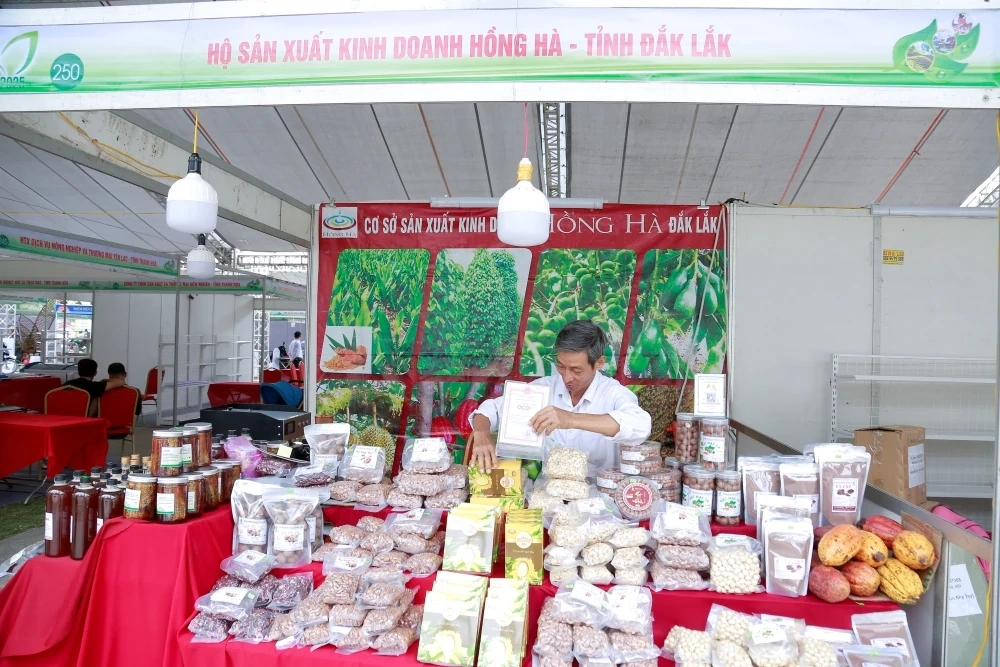 300 stánků je připraveno sloužit veřejnosti na konferenci Thanh Hoa Supply-Demand Connection Conference 2025.