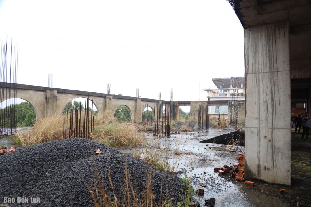 Viele Bauprojekte bleiben unvollendet.