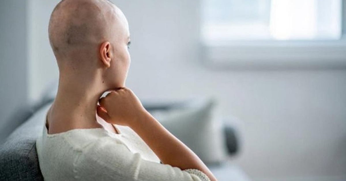 Soins capillaires pendant la repousse chez les patients atteints de cancer - Image 1. Chăm sóc khi tóc mọc lại ở bệnh nhân ung thư- Ảnh 1.