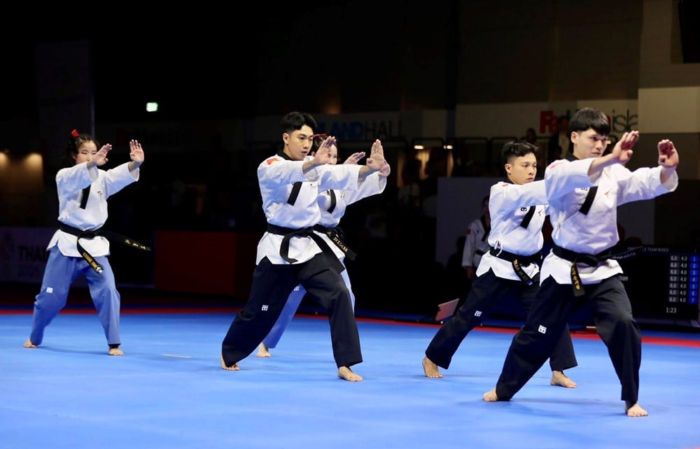 Το Taekwondo νίκησε την διοργανώτρια χώρα Ταϊλάνδη, φέρνοντας πίσω το δεύτερο χρυσό μετάλλιο για το Βιετνάμ - φωτογραφία 1