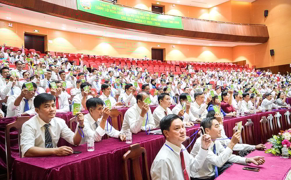 ប្រតិភូបានបោះឆ្នោតជាឯកច្ឆ័ន្ទ ដើម្បីអនុម័តកម្មវិធី ច្បាប់ និងបទប្បញ្ញត្តិដែលគ្រប់គ្រងដំណើរការរបស់សភា។