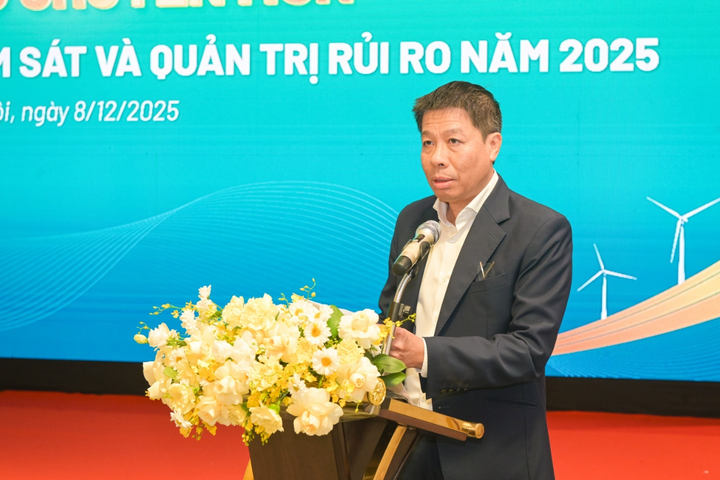 مسٹر Nguyen Van Mau - گروپ کے بورڈ آف ڈائریکٹرز کے ممبر۔