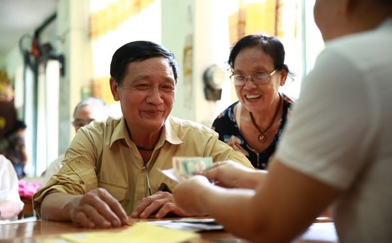 Wydłużenie terminu rozstrzygnięcia polityki i regulaminów dla pracowników bez stałego zatrudnienia w stowarzyszeniach do 31 grudnia 2025 r. – zdjęcie 1. Kéo dài thời gian giải quyết chính sách, chế độ cho người làm việc ngoài biên chế tại các Hội đến 31/12/2025- Ảnh 1.