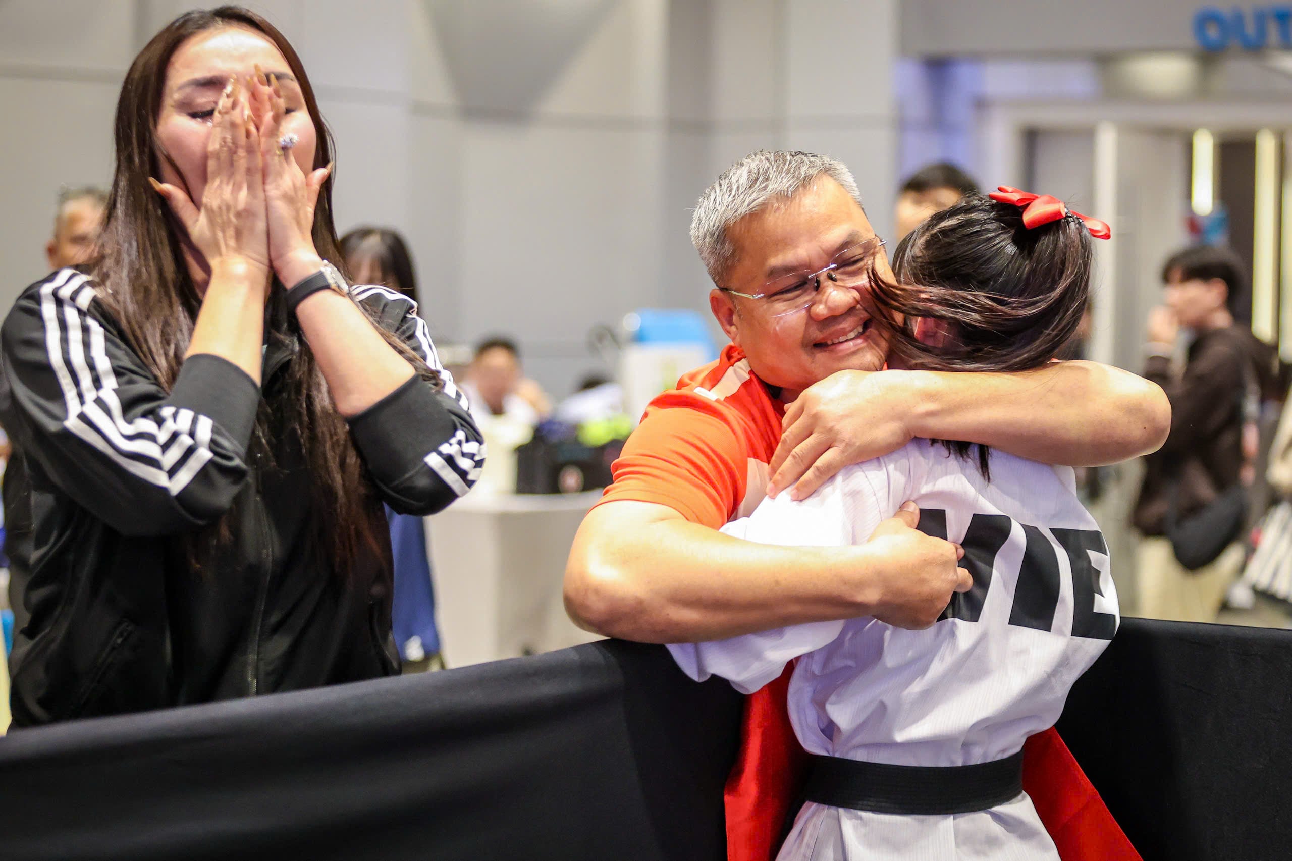 Võ sĩ trẻ bật khóc ngon lành sau khi giành vàng taekwondo: Một ngày đầy cung bậc cảm xúc!- Ảnh 14.