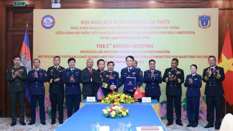 Kedua-dua pihak menandatangani minit tersebut.