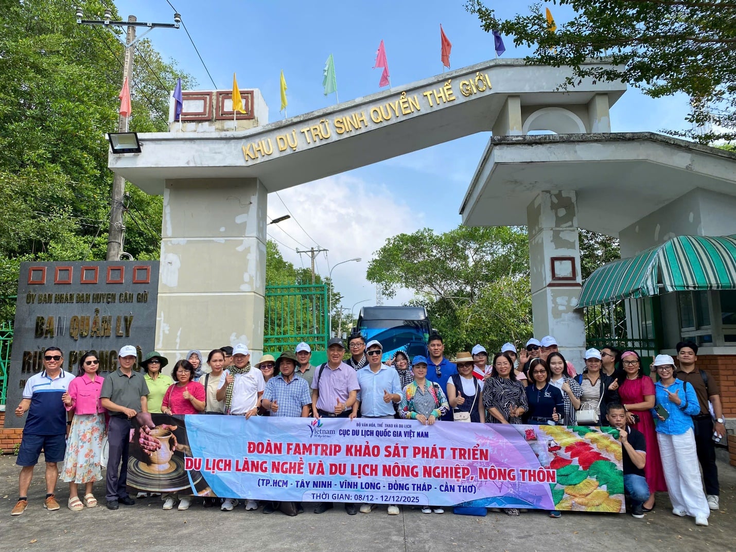 Cục Du lịch Quốc gia Việt Nam tổ chức khảo sát phát triển du lịch nông nghiệp - nông thôn tại các tỉnh Đồng bằng sông Cửu Long - Ảnh 8.