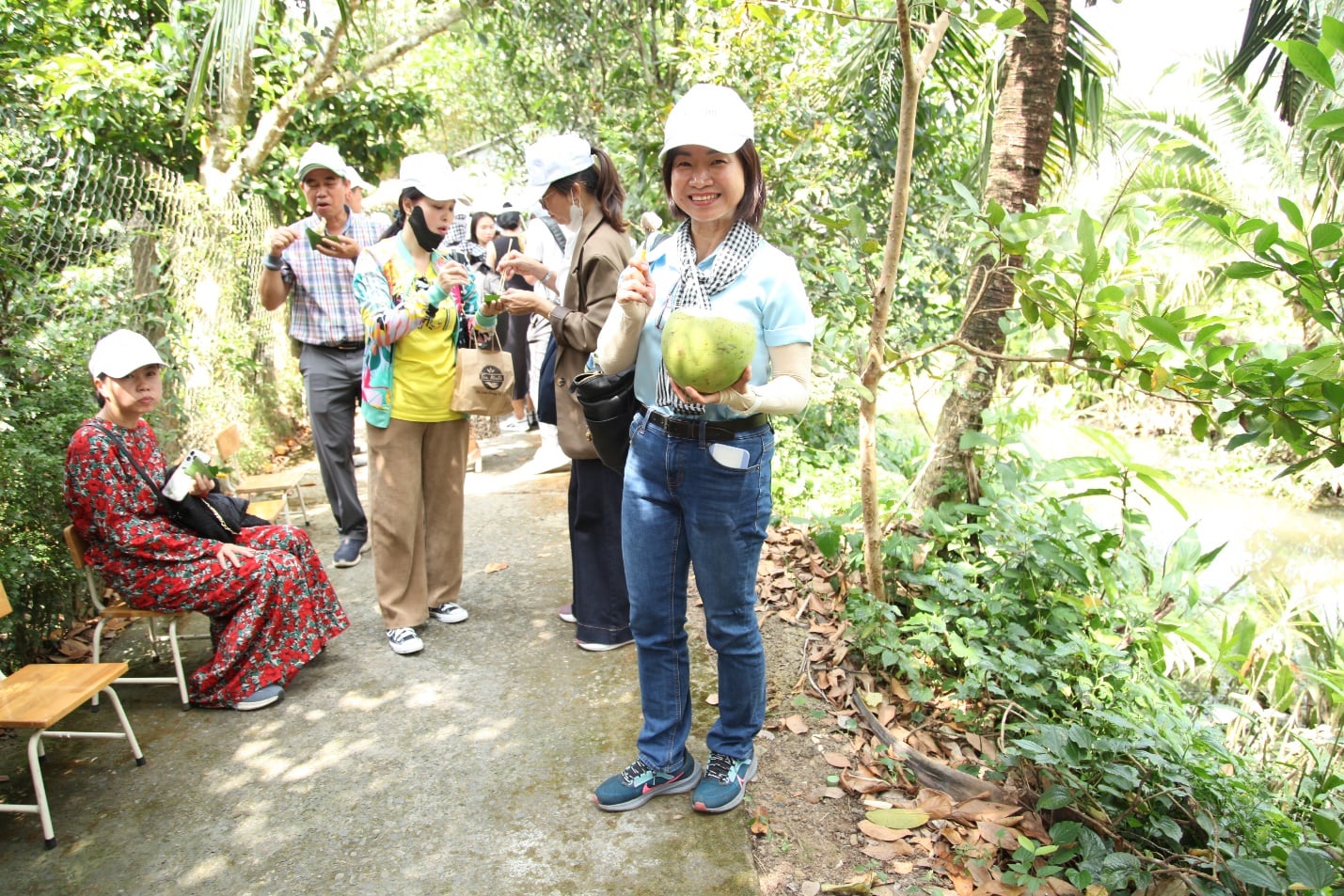 Cục Du lịch Quốc gia Việt Nam tổ chức khảo sát phát triển du lịch nông nghiệp - nông thôn tại các tỉnh Đồng bằng sông Cửu Long - Ảnh 10.