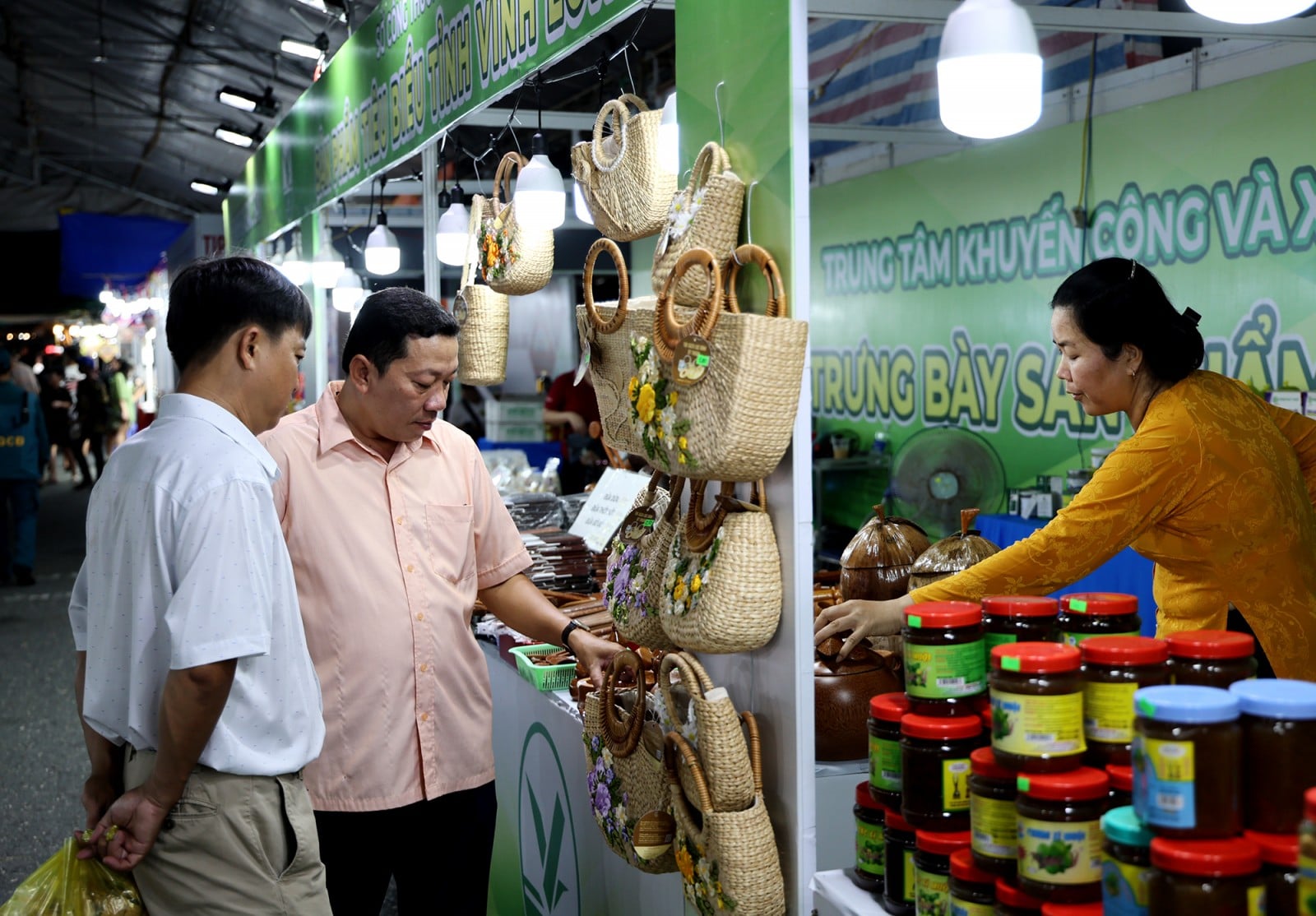 Opening Ceremony of the OCOP Trade Fair in the Vietnam-Cambodia Border Region
