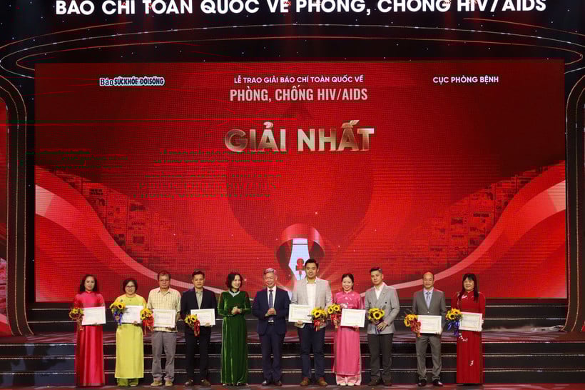 Подпись к фотографии