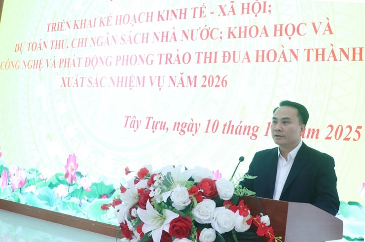 Tay Tuu Ward strävar efter att uppnå en budgetintäkt på 267 miljarder VND år 2026 - Foto 1. Phường Tây Tựu phấn đấu thu ngân sách đạt 267 tỷ đồng năm 2026- Ảnh 1.