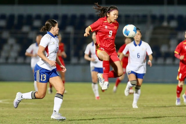 Programul palpitant al meciurilor echipei naționale feminine a Vietnamului pe 11 decembrie: Trebuie făcute schimbări pentru a câștiga împotriva Myanmarului - Foto 1. Lịch thi đấu gay cấn đội tuyển nữ Việt Nam ngày 11.12: Phải thay đổi để thắng Myanmar- Ảnh 1.