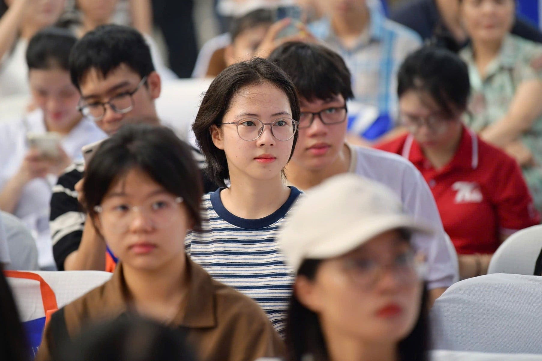 ຜູ້ສະຫມັກແມ່ນລັງເລກ່ຽວກັບວ່າພວກເຂົາຈະໄດ້ຮັບການພິຈາລະນາສໍາລັບການເຂົ້າຮຽນໂດຍອີງໃສ່ການປະສົມປະສານຂອງວິທີການທີ່ມີຄະແນນສູງສຸດ (706.jpg).