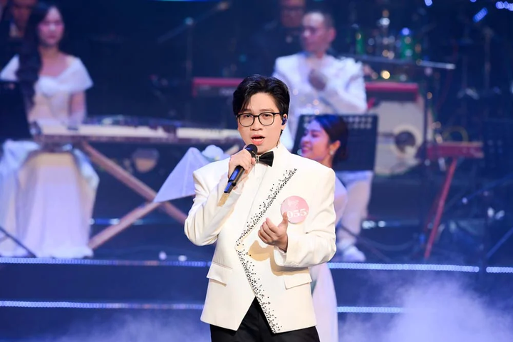 Vu Tan Dat - sønnen til sangeren Trong Tan - vant andre premie.