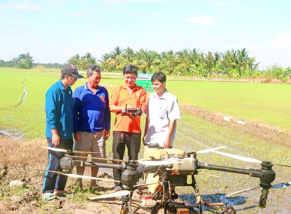 Фермери застосовують науку та технології у сільськогосподарському виробництві.