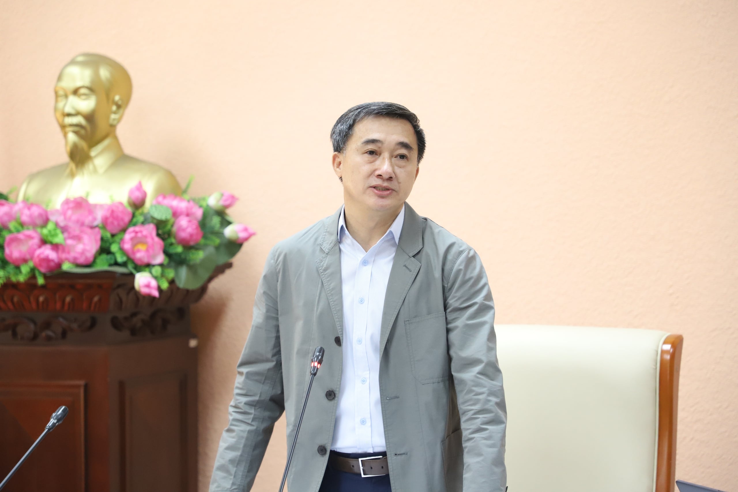 Đẩy mạnh thực hiện y tế thông minh để nâng chất lượng chăm sóc sức khoẻ nhân dân- Ảnh 1.