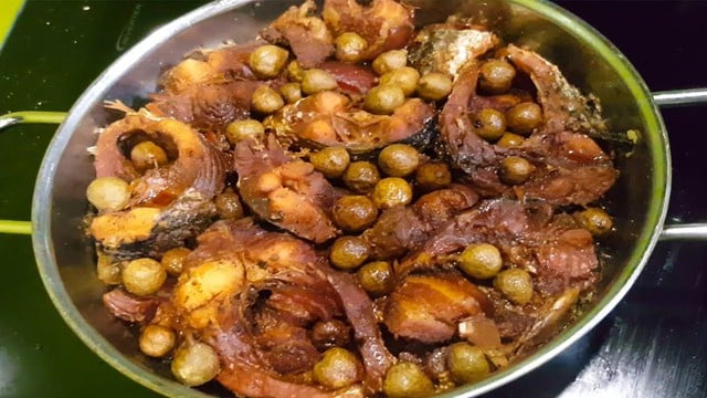 Ízletes fügeételek, amelyek kényeztetik az ízlelőbimbóidat - 1. kép. Những món ăn chế biến từ quả sung ngon “líu” lưỡi - Ảnh 1.