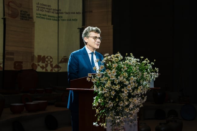 មហោស្រពការរចនាច្នៃប្រឌិតឆ្នាំ 2026៖ ការផ្លាស់ប្តូរពីពិធីបុណ្យមួយទៅការកសាងប្រព័ន្ធអេកូឡូស៊ីច្នៃប្រឌិតក្នុងទីក្រុង - រូបថត 3 ។ Lễ hội Thiết kế Sáng tạo 2026: Chuyển từ lễ hội sang xây dựng hệ sinh thái sáng tạo đô thị - Ảnh 3.