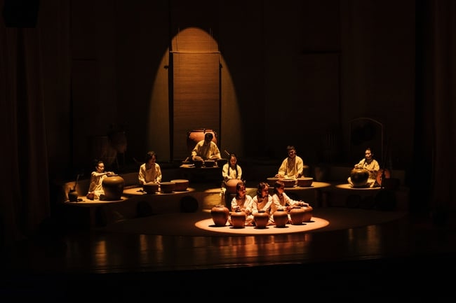 មហោស្រពការរចនាច្នៃប្រឌិតឆ្នាំ 2026៖ ការផ្លាស់ប្តូរពីពិធីបុណ្យមួយទៅការកសាងប្រព័ន្ធអេកូឡូស៊ីច្នៃប្រឌិតក្នុងទីក្រុង - រូបថត 5 ។ Lễ hội Thiết kế Sáng tạo 2026: Chuyển từ lễ hội sang xây dựng hệ sinh thái sáng tạo đô thị - Ảnh 5.