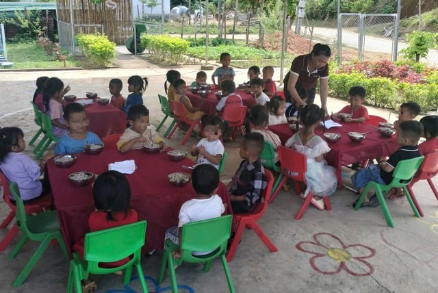 Nghi vấn thiếu minh bạch dự án Nuôi em, khoảng trống bữa ăn học sinh vùng cao - Ảnh 1.