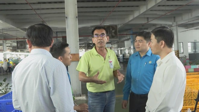 Kỳ vọng tăng lương tối thiểu vùng - Ảnh 4.