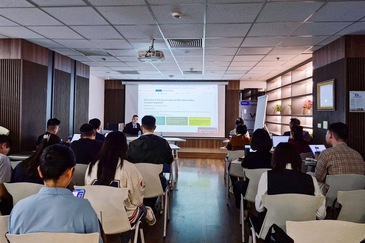 Meey Group är alltid medvetna om vikten av ESG för företagets hållbara utveckling. Foto: Meey Group. Meey Group luôn nhận thức rõ tầm quan trọng của ESG đối với sự phát triển bền vững của công ty. Ảnh: Meey Group.