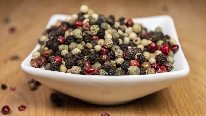 Siste paprikapriser i dag, 11. desember 2025, i Vietnam og over hele verden. Giá tiêu hôm nay 11/12/2025 ở trong nước và thế giới mới nhất