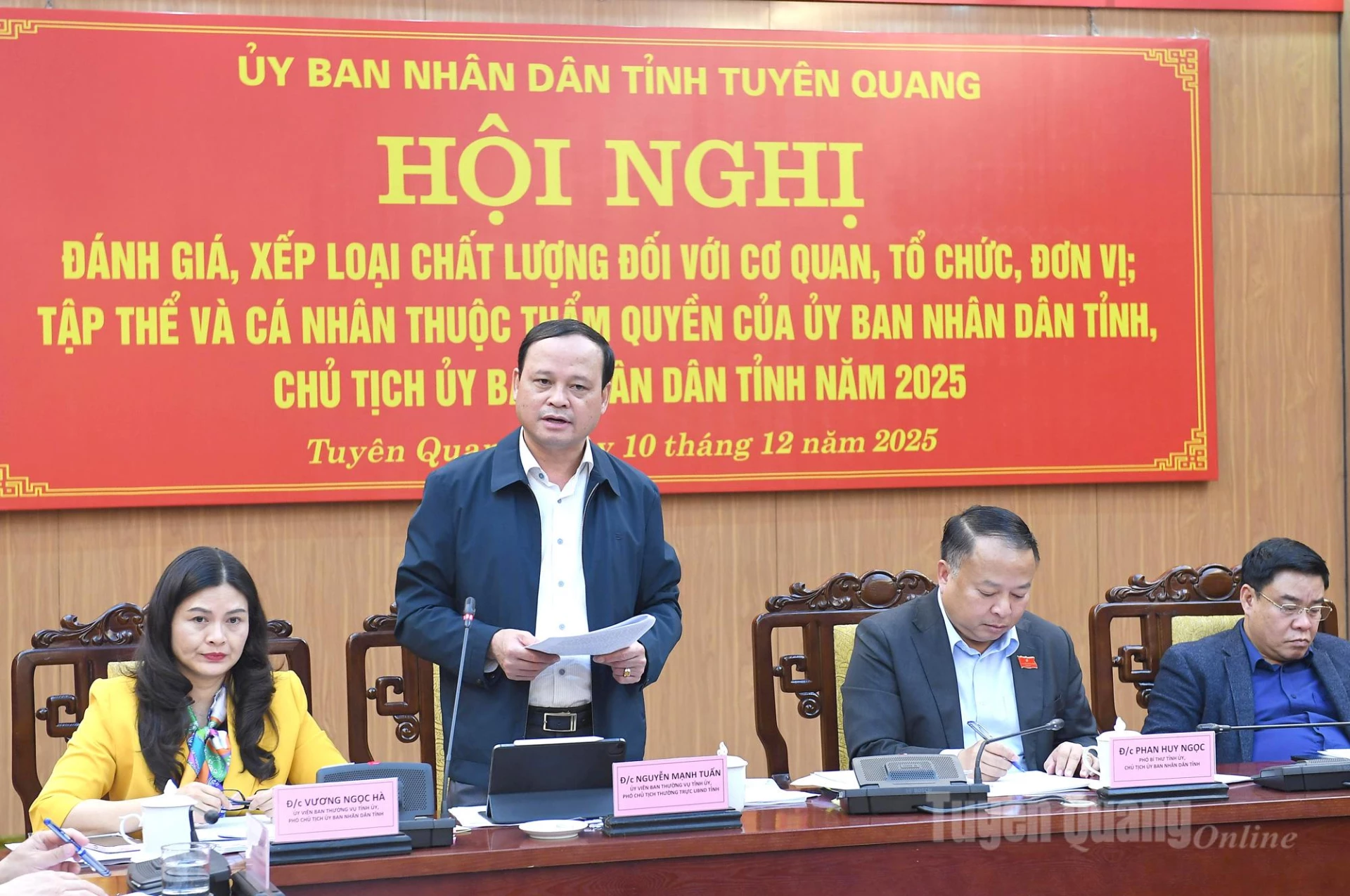 Genosse Nguyen Manh Tuan, stellvertretender Vorsitzender des Provinzvolkskomitees, hielt auf der Konferenz eine Rede.