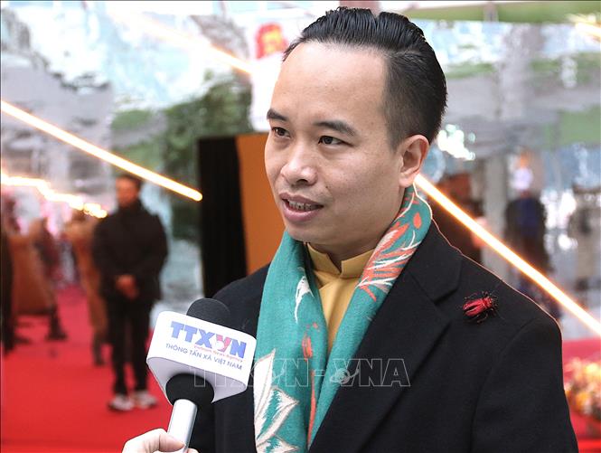 ছবির ক্যাপশন