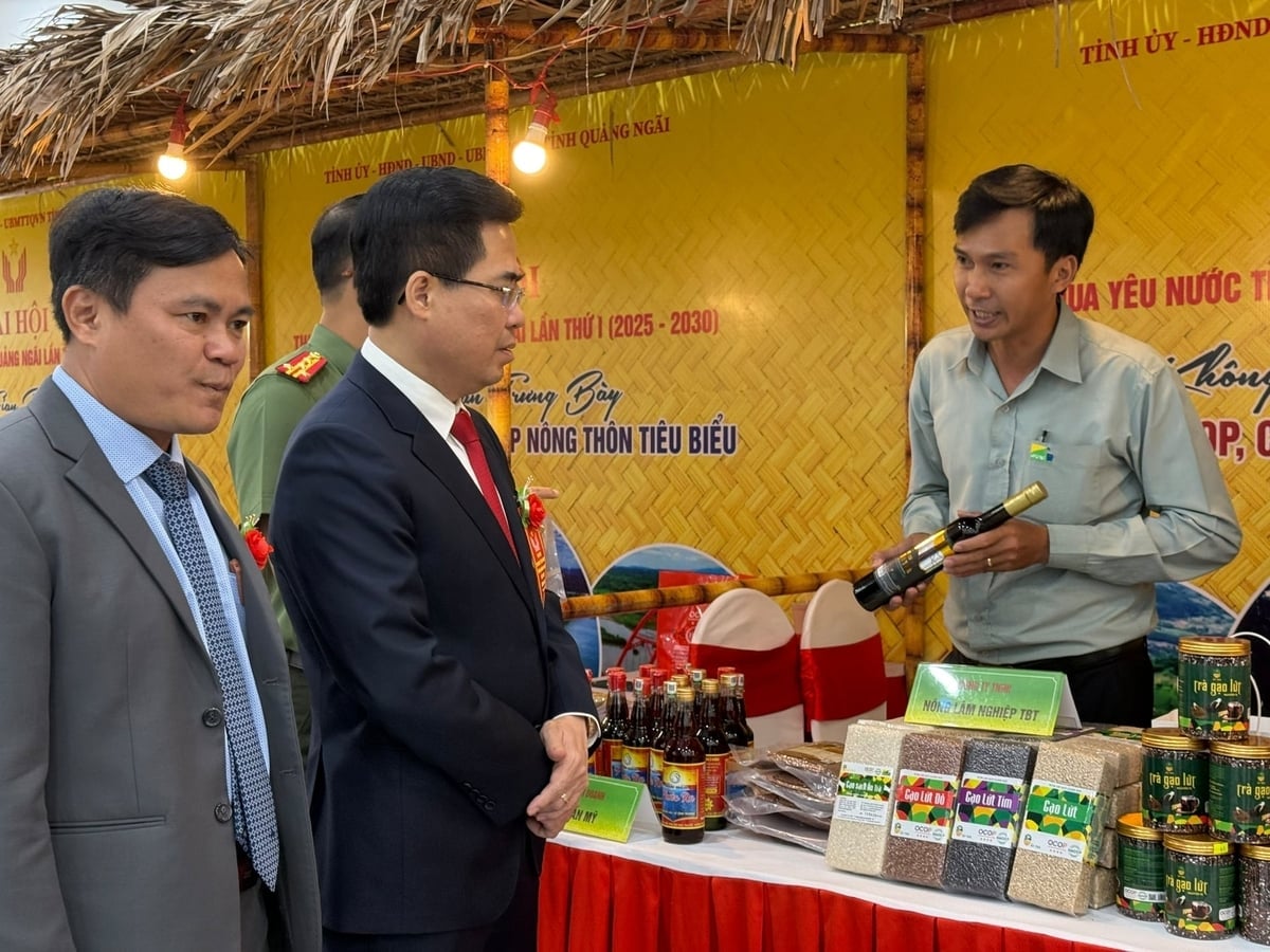 Наразі Quang Ngai має 643 продукти OCOP, включаючи 2 продукти з п'ятьма зірками на національному рівні. Фото: V.H. Quảng Ngãi hiện có 643 sản phẩm Ocop, trong đó có 2 sản phẩm 5 sao cấp quốc gia. Ảnh: V.H.