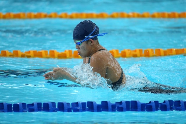 រង់ចាំ 'ព្រះអង្គម្ចាស់កង្កែប' Pham Thanh Bao ឈ្នះមេដាយមាសបន្ថែមទៀតសម្រាប់កីឡាហែលទឹកវៀតណាម - រូបថត ៩. Chờ 'hoàng tử ếch' Phạm Thanh Bảo lấy thêm HCV cho bơi lội Việt Nam- Ảnh 9.