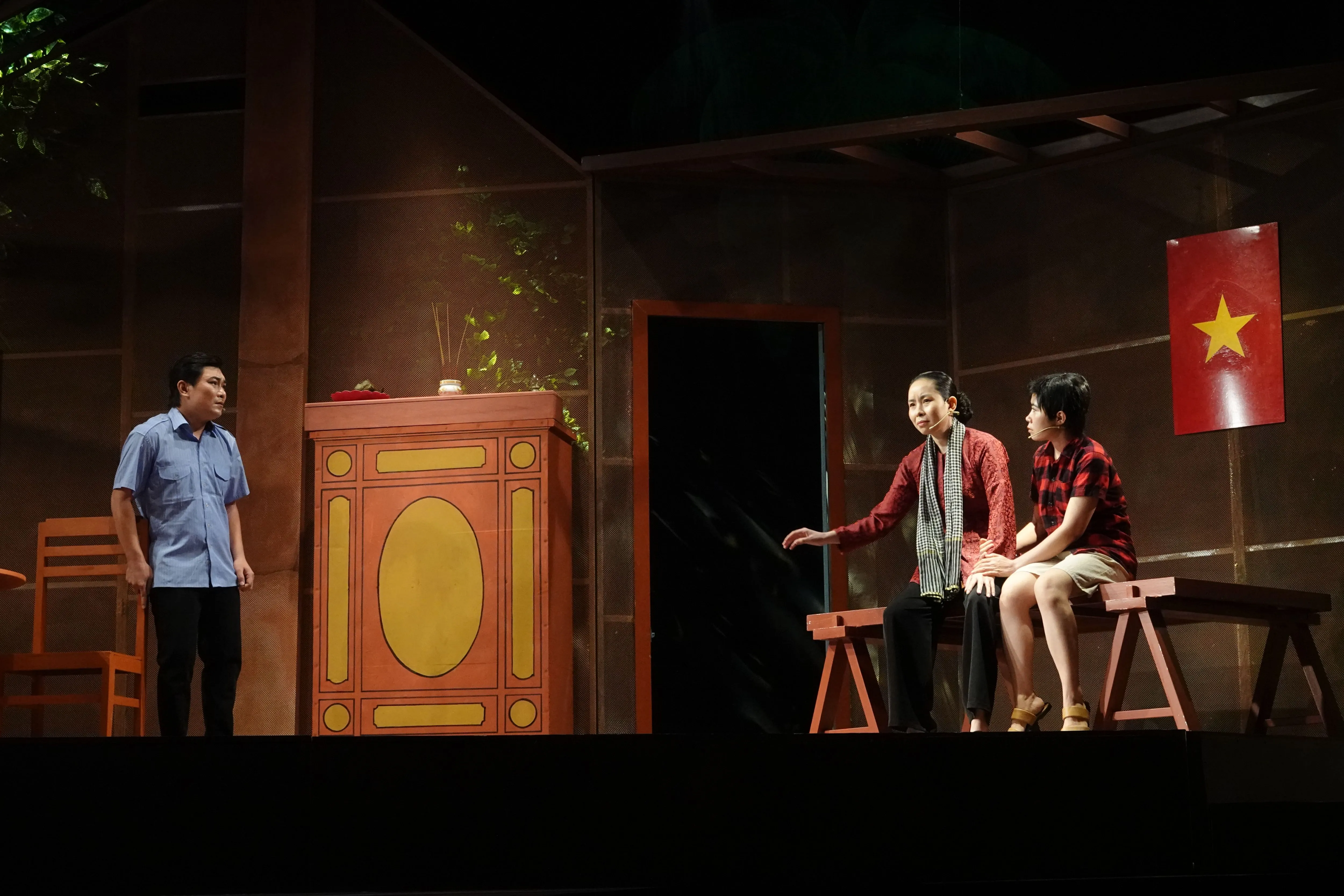 Pusat Kebudayaan dan Seni Kota Can Tho mempersembahkan pertunjukan baru Cai Luong (opera tradisional Vietnam).