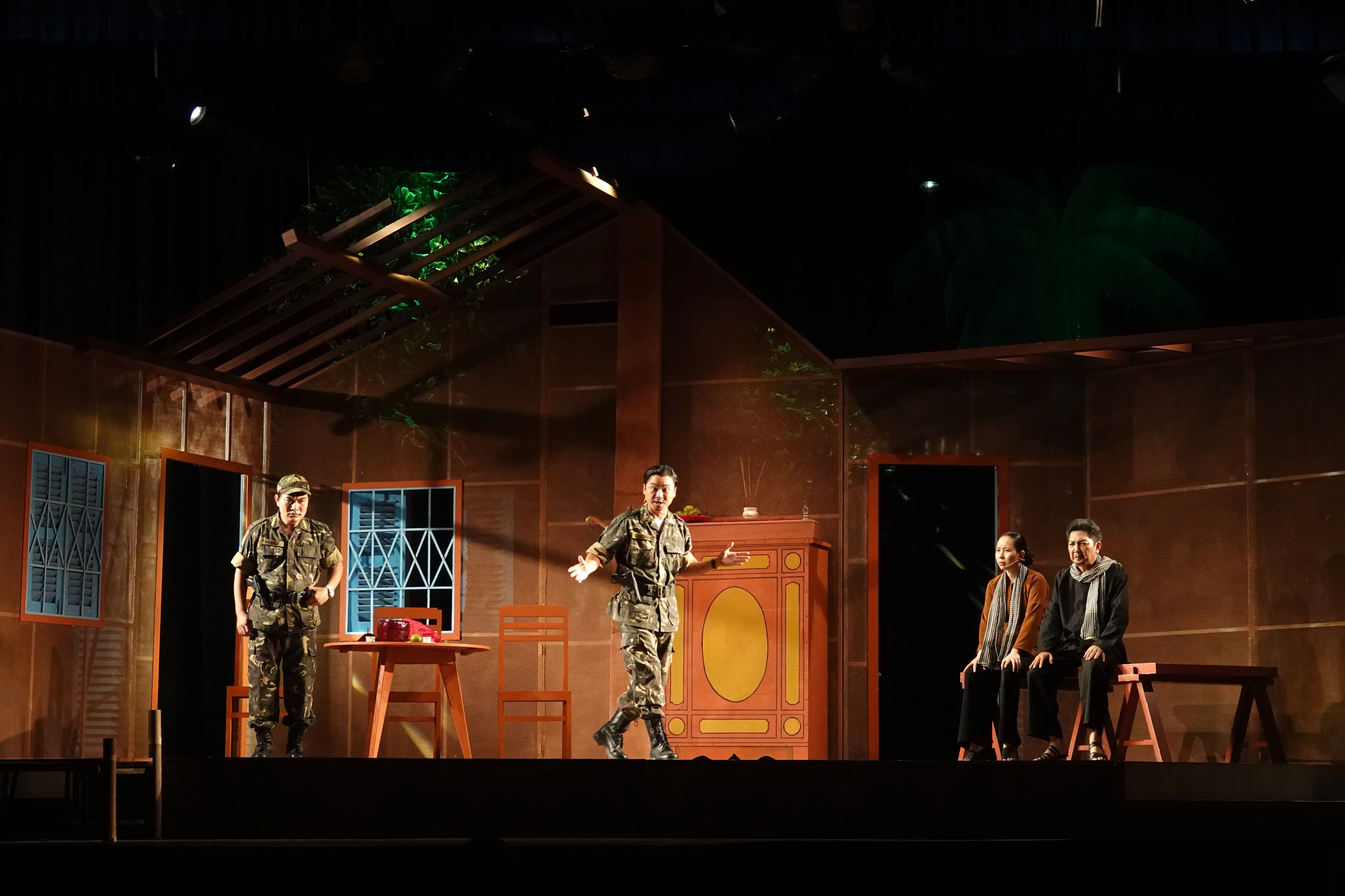 Pusat Kebudayaan dan Seni Kota Can Tho mempersembahkan pertunjukan baru Cai Luong (opera tradisional Vietnam).