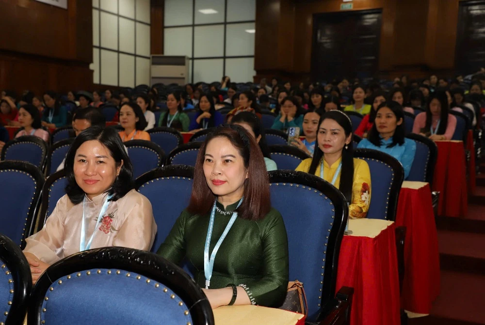 Femeile din Thanh Hoa susțin tradițiile și își unesc forțele pentru a construi o patrie prosperă, civilizată și fericită.