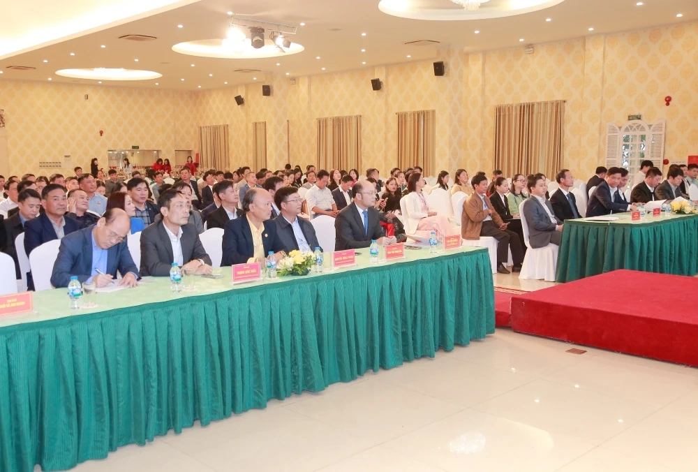 Conectar a oferta e a demanda por produtos agrícolas e alimentícios seguros na província de Thanh Hoa em 2025.