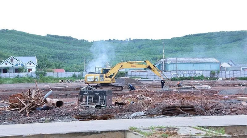 Nghi Son Ward, büyük projelerin hayata geçirilmesine katılıyor.