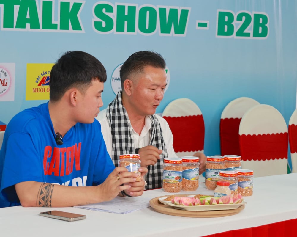 Tay Ninh បង្កើនកិច្ចខិតខំប្រឹងប្រែងជំរុញពាណិជ្ជកម្មឆ្ពោះទៅចុងឆ្នាំ។